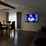 Villa Salvia Rooms And Apartments